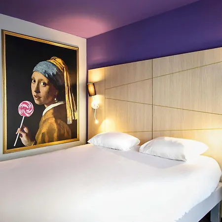 Ibis Styles Centre Historique Hotell 3*