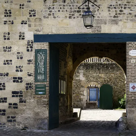 Ibis Styles Centre Historique Hotell 3*