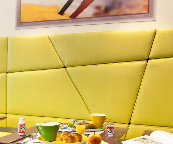 Hotel Ibis Styles Centre Historique 3*