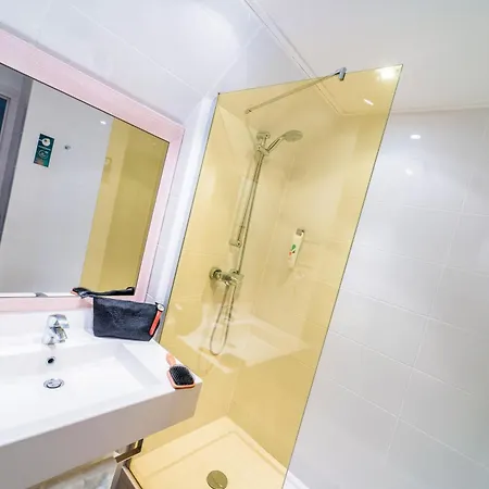 Ibis Styles Centre Historique 3* Ονφλέρ