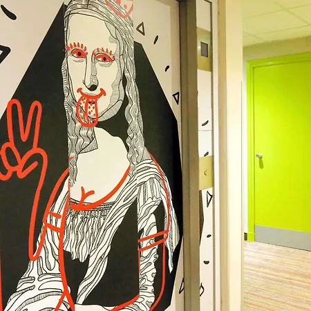 Отель Ibis Styles Centre Historique Онфлёр
